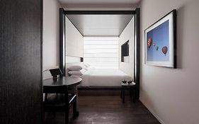 Little National Hotel Canberra
